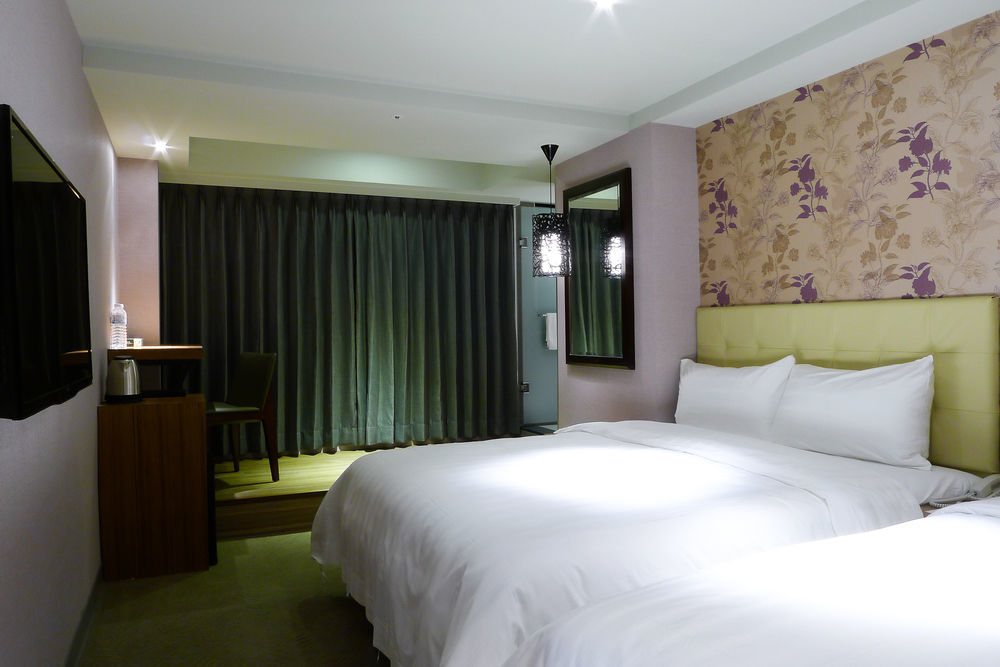 Urtrip Hotel Тайбэй Экстерьер фото