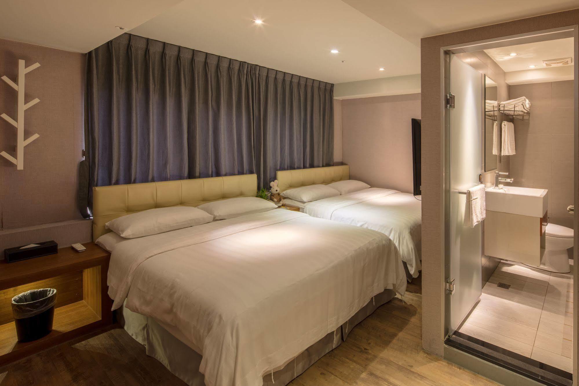 Urtrip Hotel Тайбэй Экстерьер фото