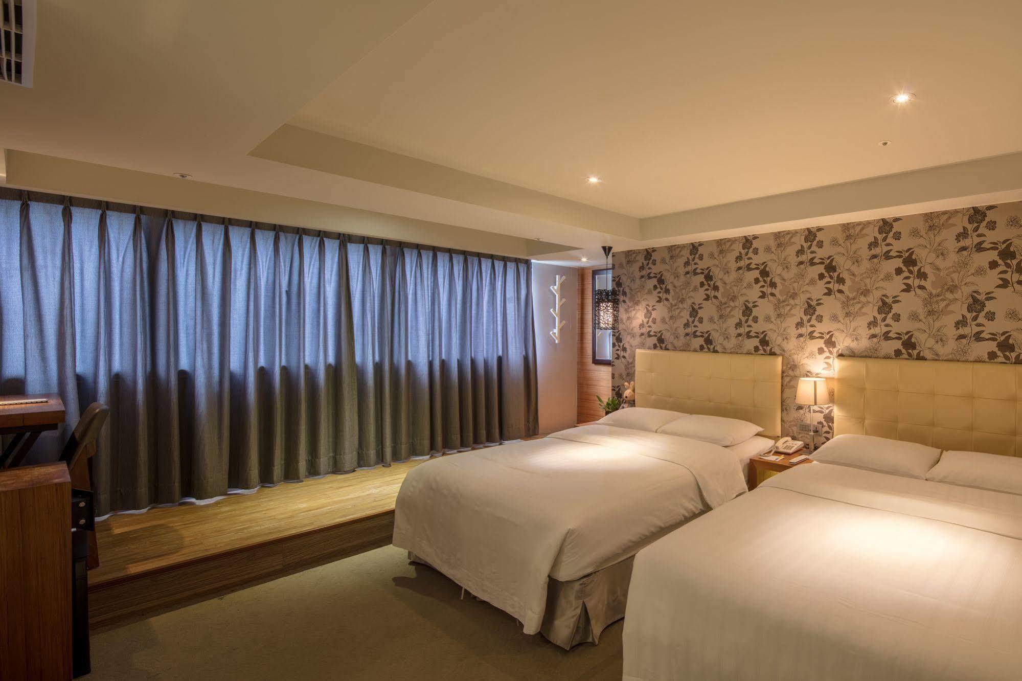 Urtrip Hotel Тайбэй Экстерьер фото